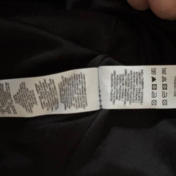 Black skirt - Picture 4 of 4